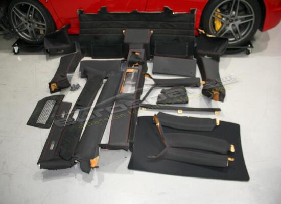 usato ferrari kit rivestimento interno destra codice articolo 80191010