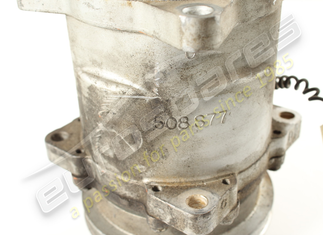 compressore dell'aria condizionata ferrari usato. numero parte 123205 (2)