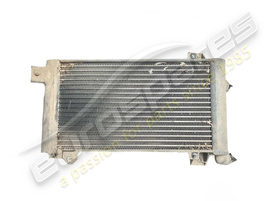 radiatore olio ferrari usato. numero parte 185412 (2)