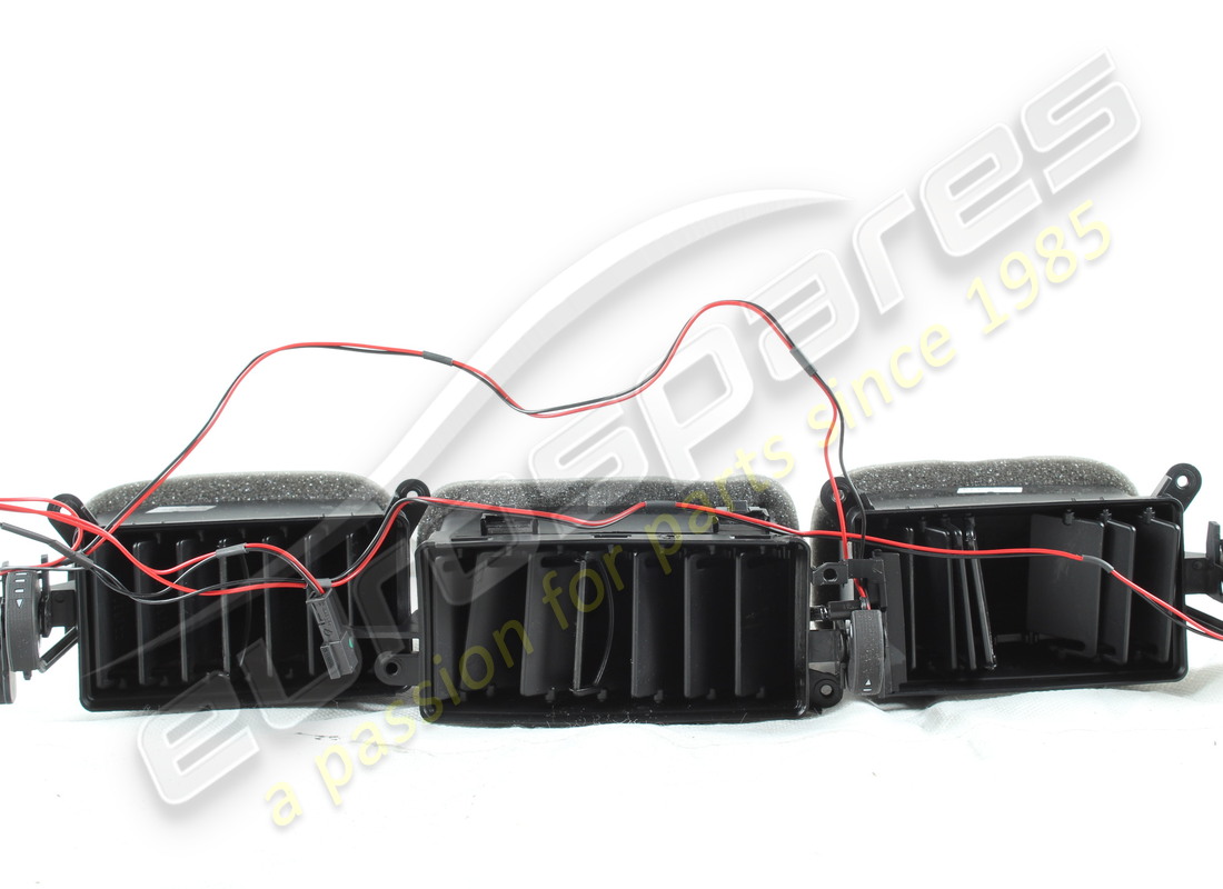 nuovo maserati kit prese d'aria + cavo. numero parte 673001090 (3)
