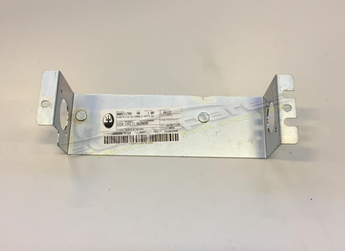 USATO Maserati STAFFA VELOCE. CAMBIO CD E B . NUMERO PARTE 211799 (1)