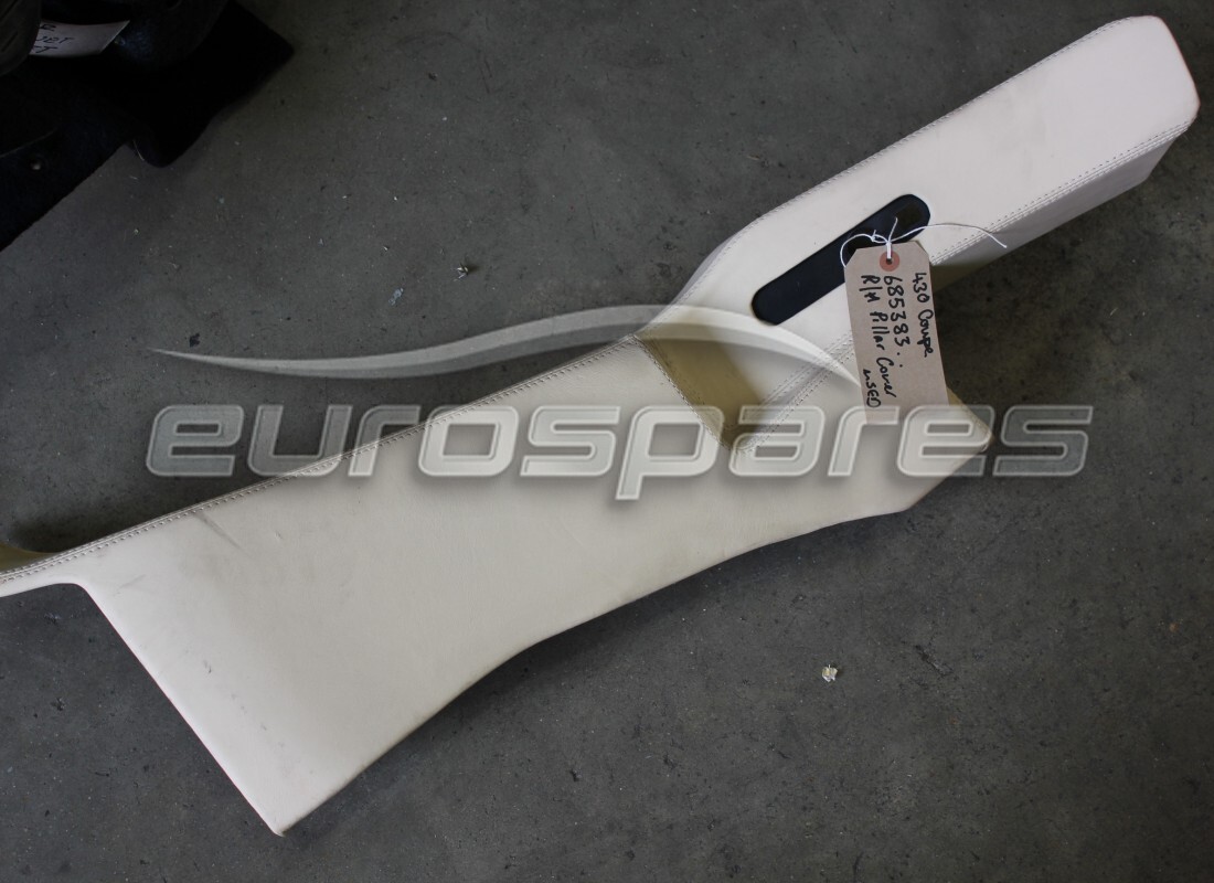 USATO Ferrari RIVESTIMENTO PILASTRO CENTRALE DX. NUMERO PARTE 685383.. (1)