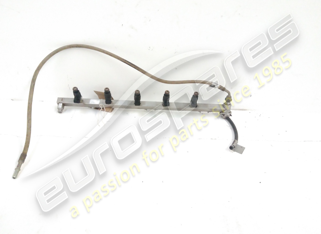 USATO Lamborghini GRUPPO TUBO CARBURANTE DESTRO . NUMERO PARTE 07L133681F (1)