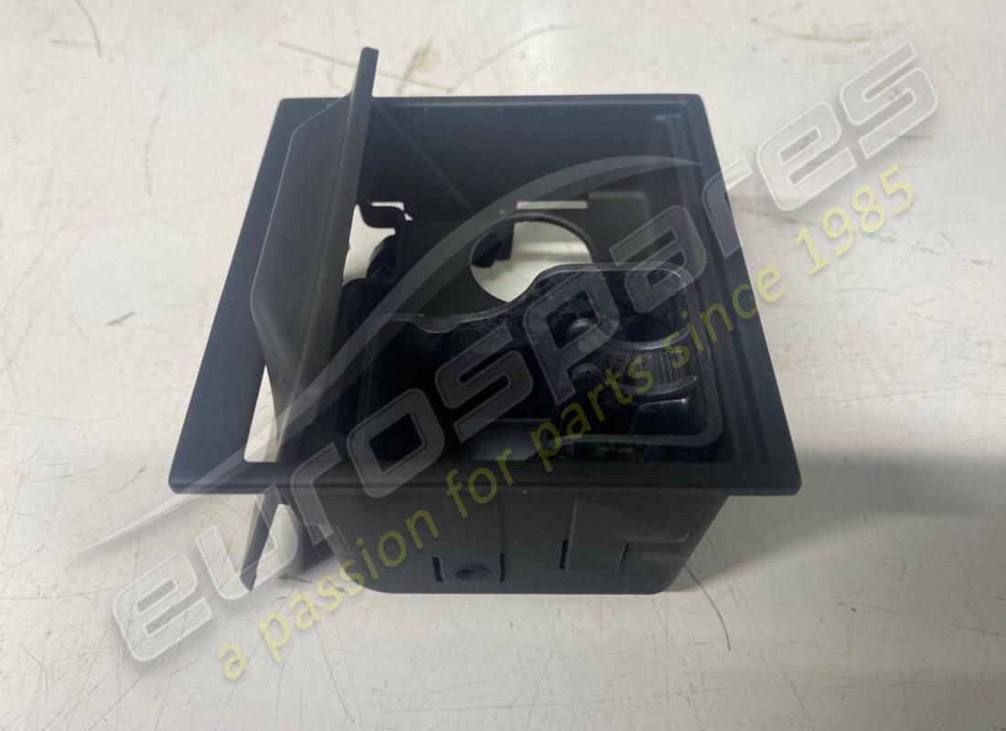 nuovo posacenere ferrari. numero parte 67505800 (4)