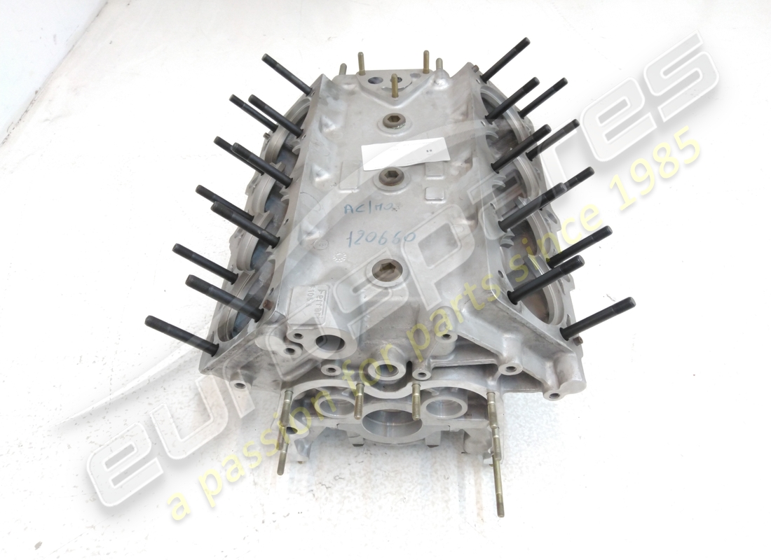 nuovo basamento ferrari 288 gto. numero parte 120660 (4)