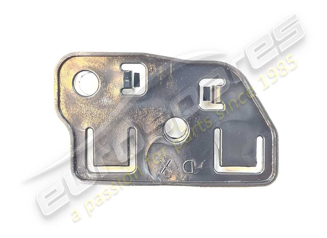 nuovo maserati staffa laterale dx. numero parte 670004442 (1)