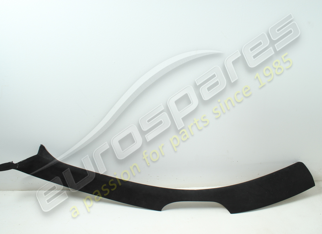 rivestimento pilastro parabrezza sx usato ferrari. numero parte 862217.. (1)