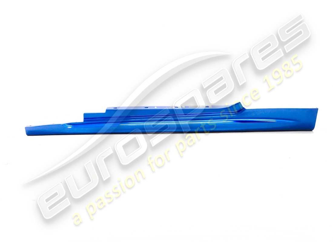 GONNA LATERALE SX USATA Maserati. NUMERO PARTE 980145474 (1)