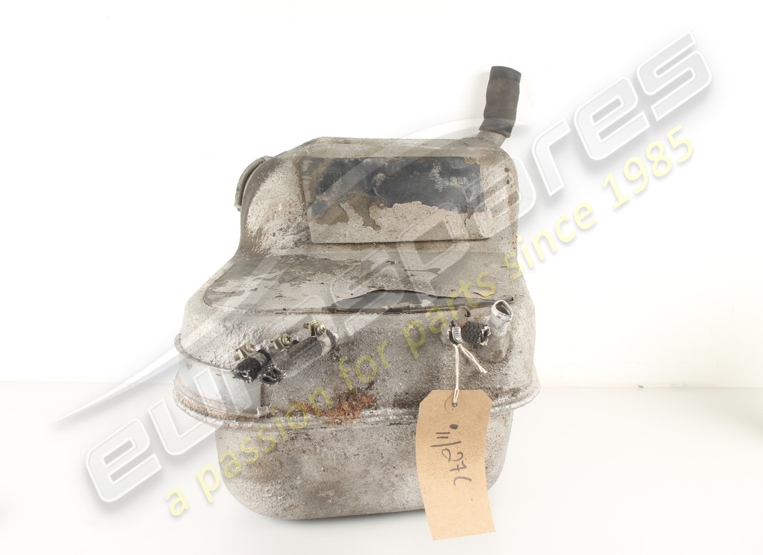 serbatoio carburante dx usato ferrari. numero parte 114605 (3)