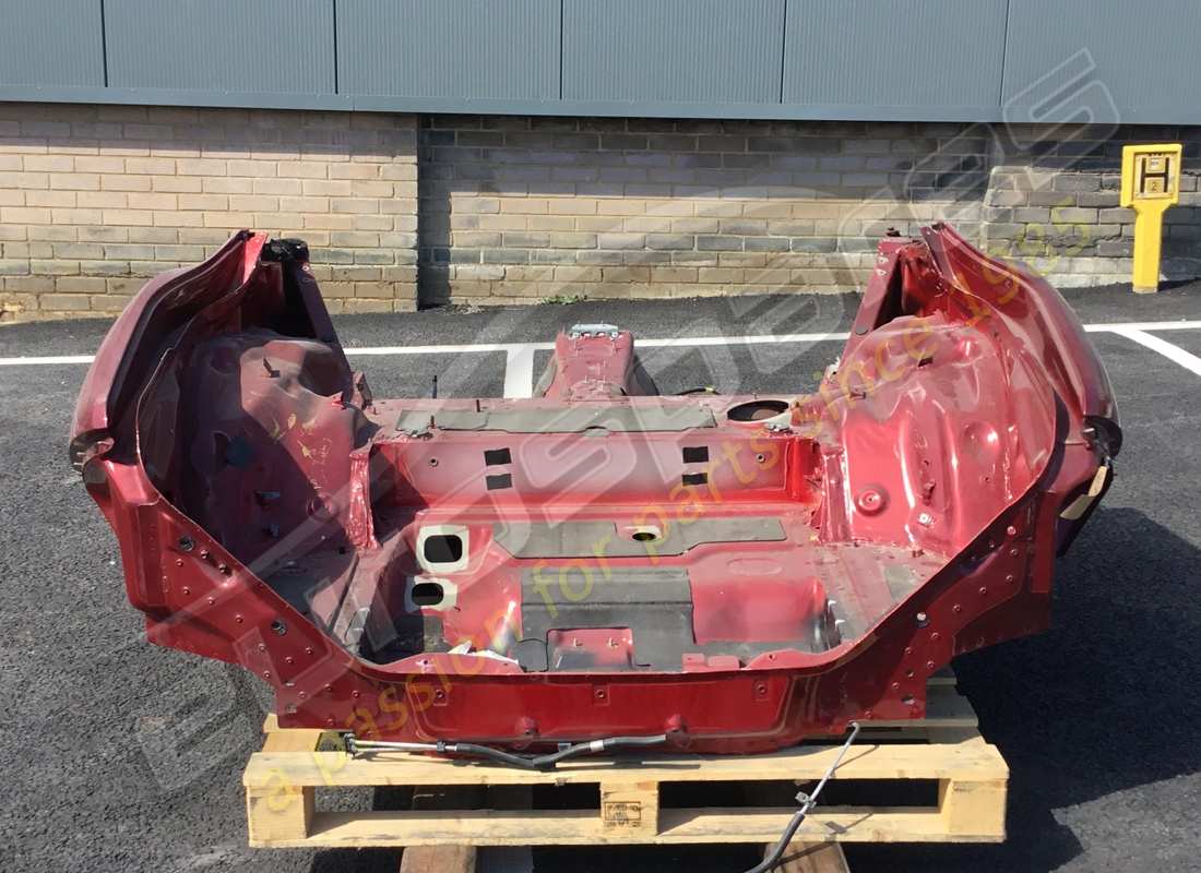 ferrari sezione telaio posteriore usata. numero parte 814360000b (3)