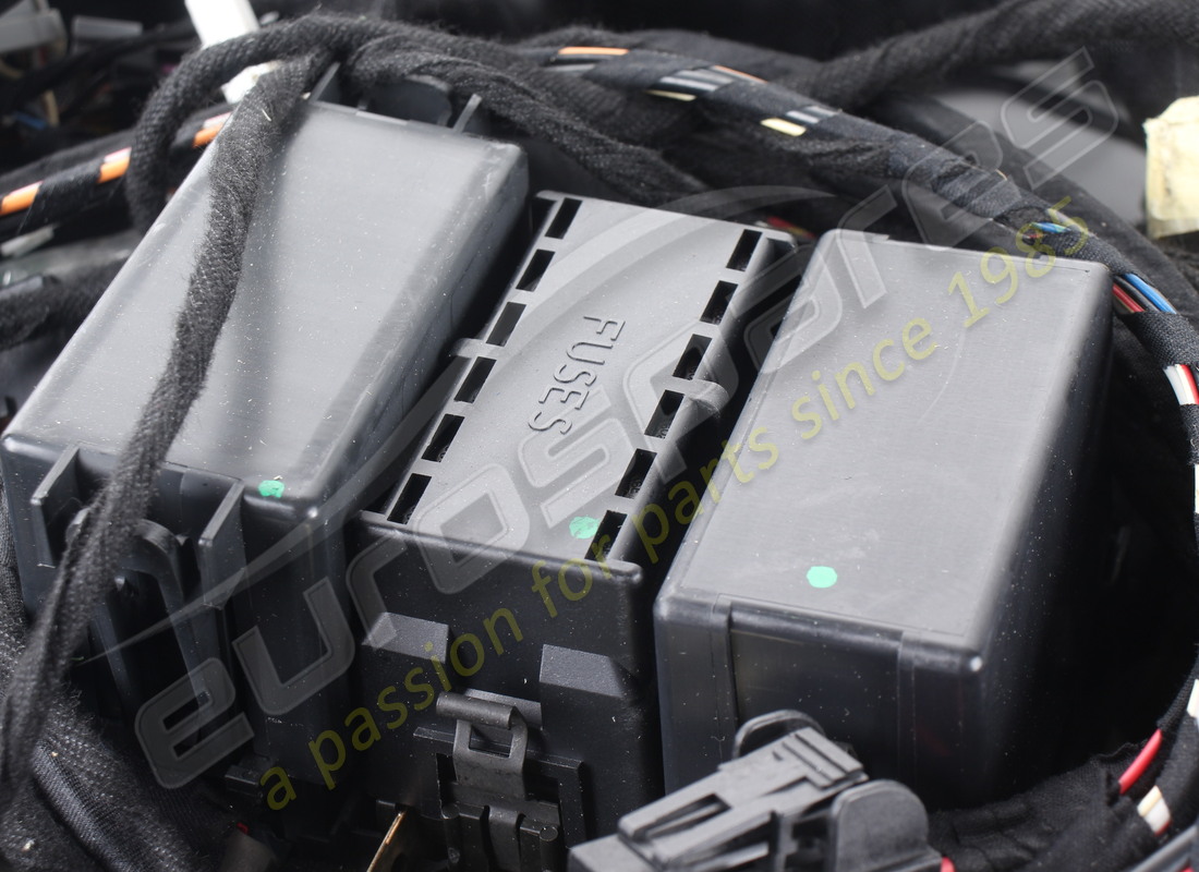 NUOVO MASERATI CAVO COMPLETO BAGAGLI, NUMERO PARTE OPT. 213752 (2) nuovo maserati cavo completo bagagli, numero parte opt. 213752 (2)