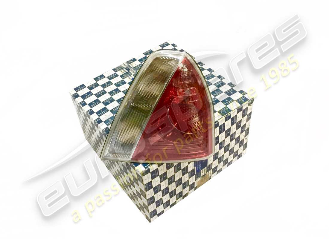 nuova maserati fanale posteriore dx -valido per usa e. numero parte 191102 (1)