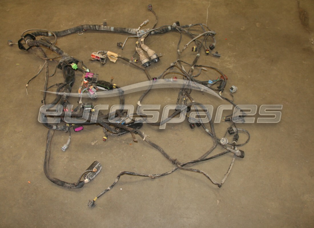 CAVO DI ACCENSIONE Lamborghini USATO. NUMERO PARTE 07M905532B (1)