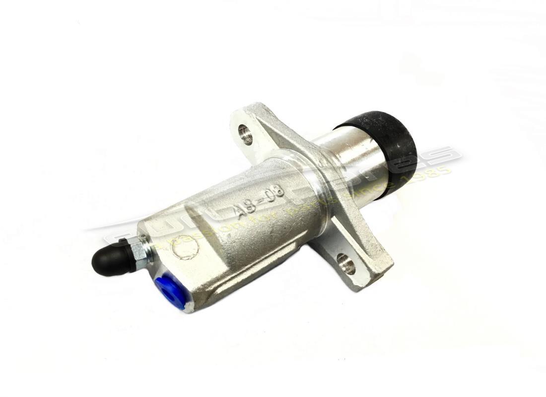 nuovo maserati cilindro frizione. numero parte mt48335 (1)