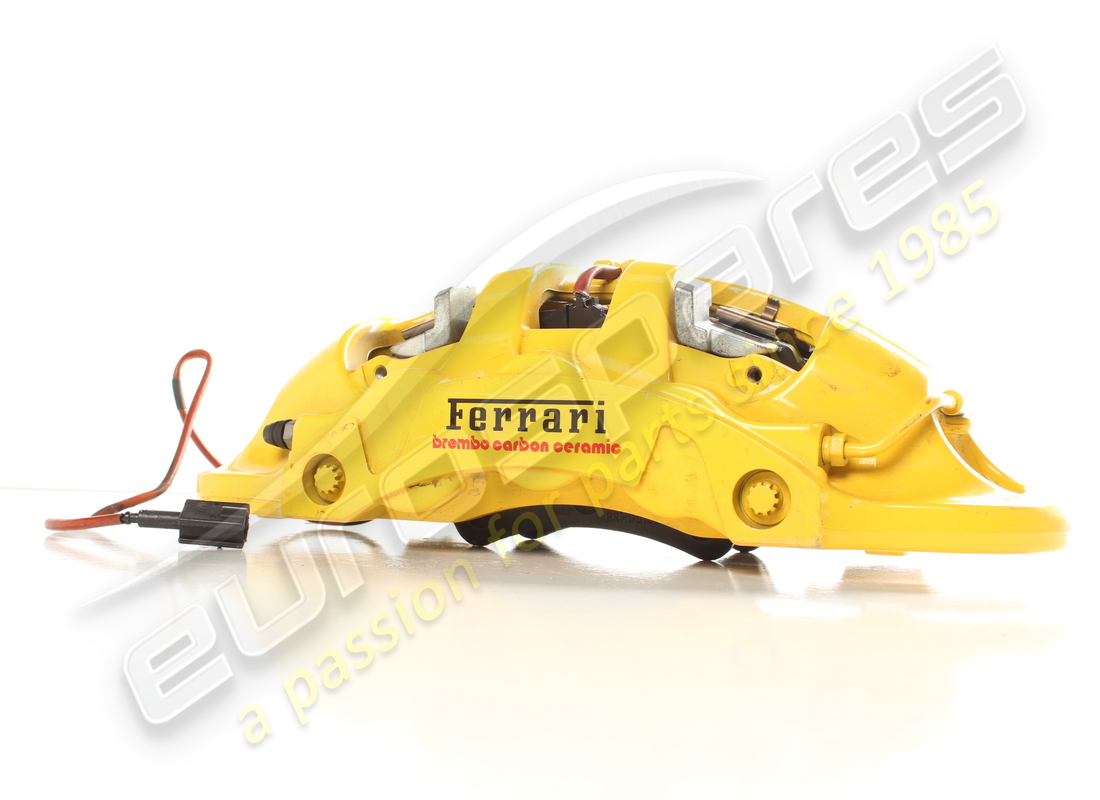 PINZA ANTERIORE SX USATA Ferrari CON PASTIGLIE. NUMERO PARTE 785611 (1)