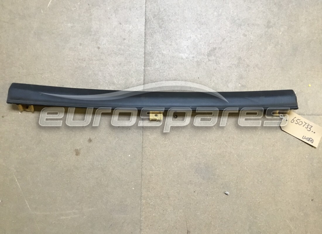 USATA Ferrari TRAVERSA SUPERIORE DELLO SCHERMO POSTERIORE. NUMERO PARTE 650733.. (1)