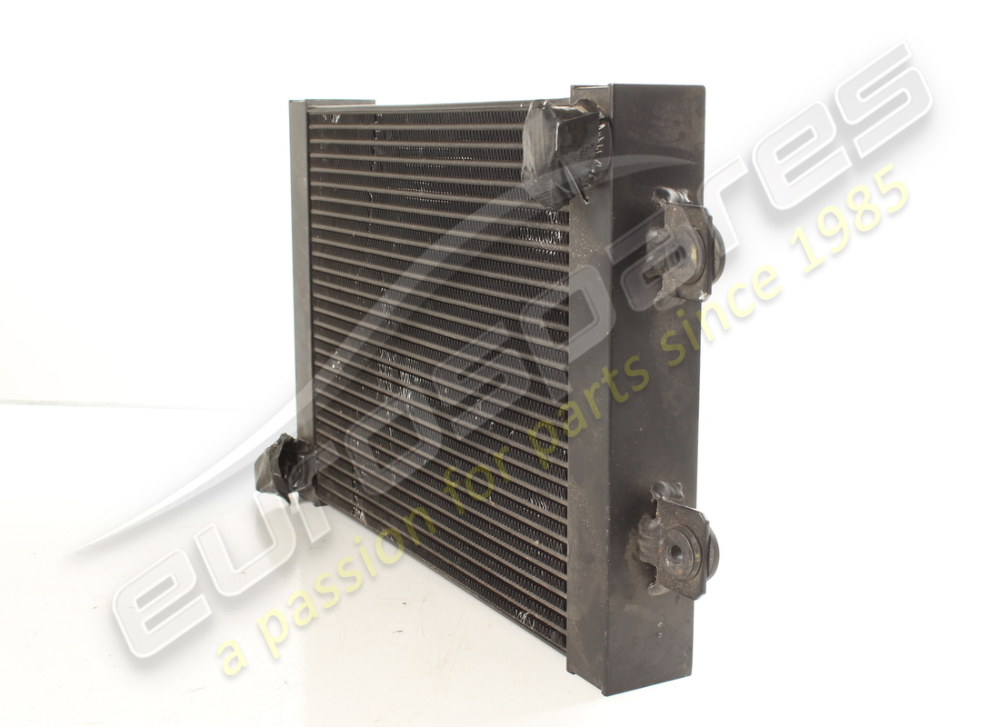 radiatore olio lamborghini usato. numero parte 07m117021a (2)