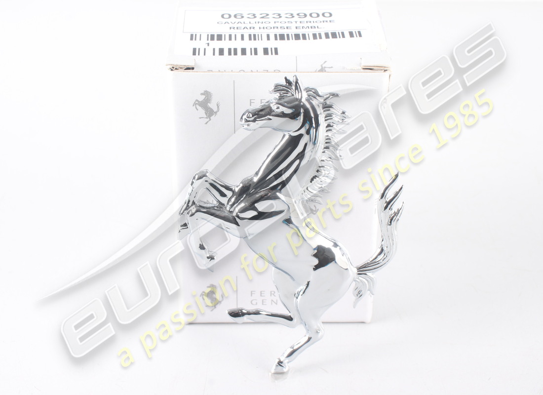 NUOVO Ferrari EMBLEMA CAVALLO POSTERIORE. NUMERO PARTE 63233900 (1)