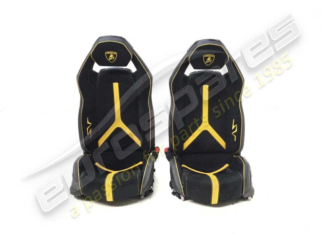 SEDILI LamborghiniAVENTADOR SV RHD USATI IN CARBONIO. NUMERO PARTE EAP1374061 (1)