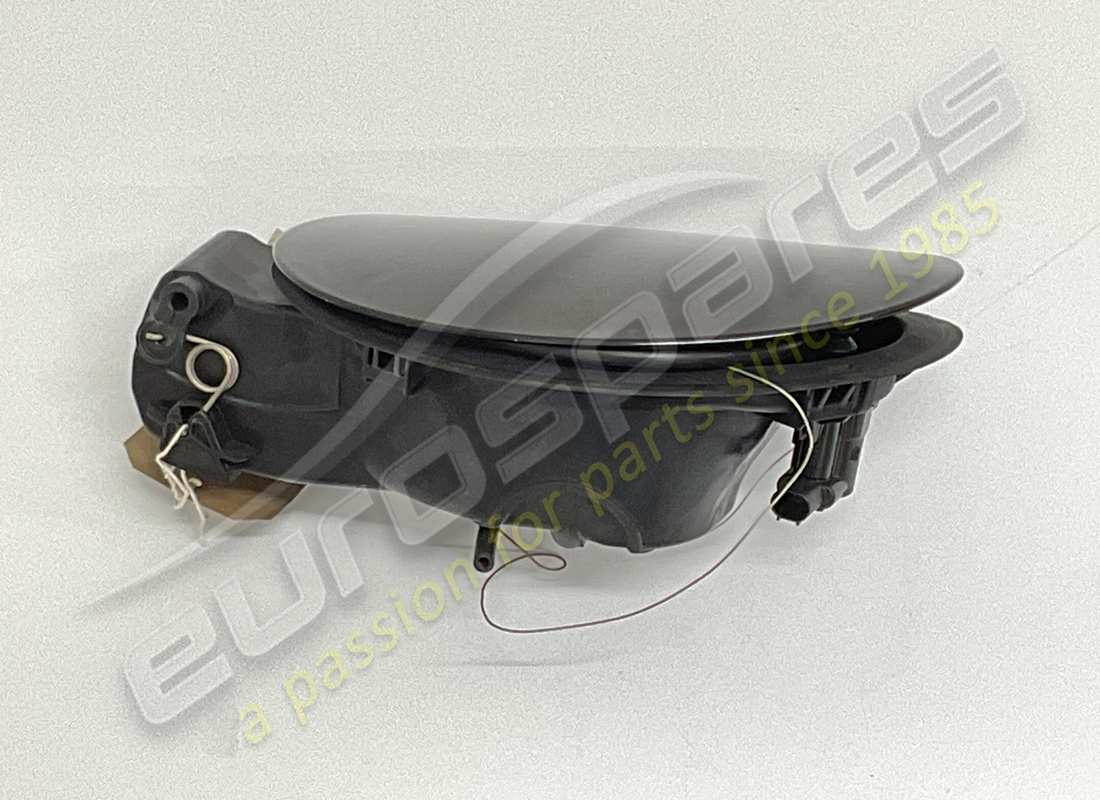piastra di montaggio riempimento carburante maserati usata. numero parte 670009376 (2)