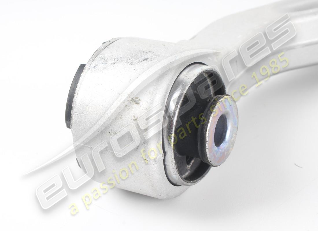 nuova maserati leva superiore anteriore destra. numero parte 670031994 (2)