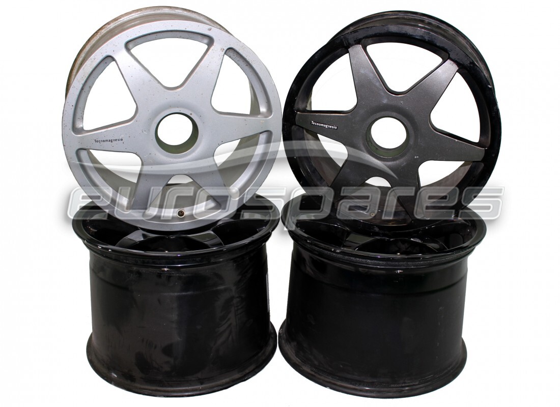 SET RUOTE CON BLOCCO CENTRALE BIANCO SVR Lamborghini USATE. NUMERO PARTE LWHE046 (1)