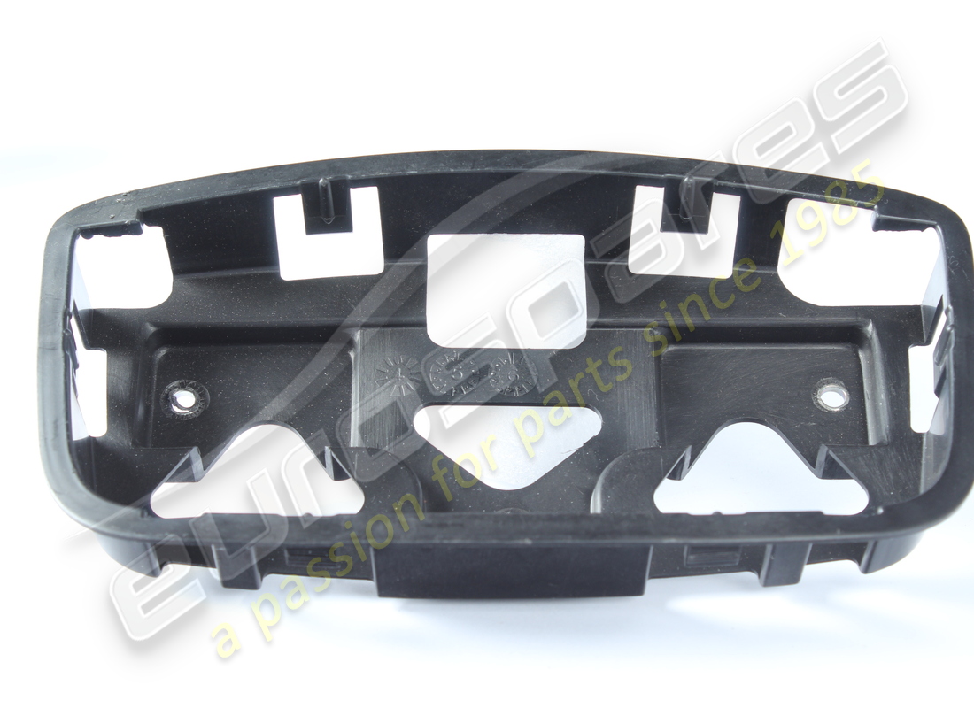 USATO Maserati CORNICE PLAFONIERA ANTERIORE . NUMERO PARTE 67199600 (1)