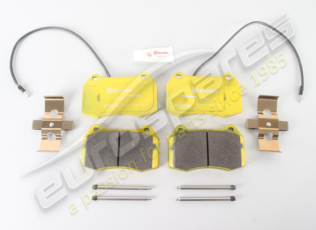 nuovo set ferrari pastiglie per pinze anteriori (brembo). numero parte 70000924 (1)
