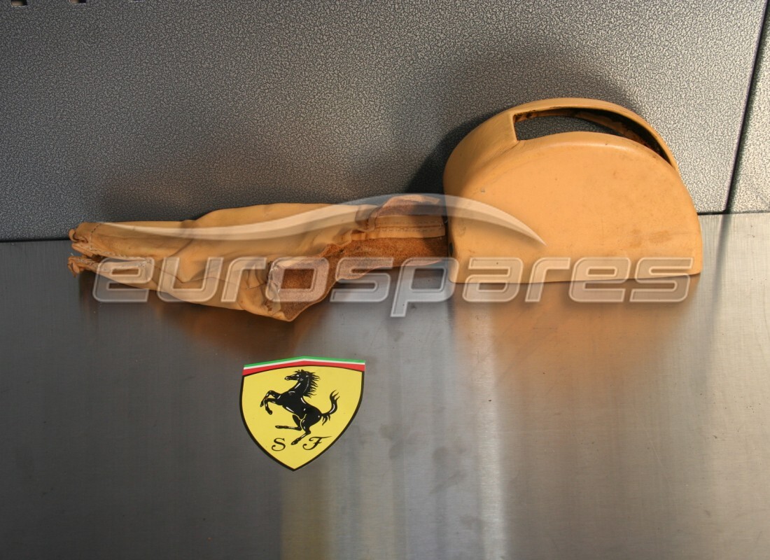 USATO Ferrari COPERCHIO LEVA FRENO A MANO LHD GTS . NUMERO PARTE 62481500 (1)