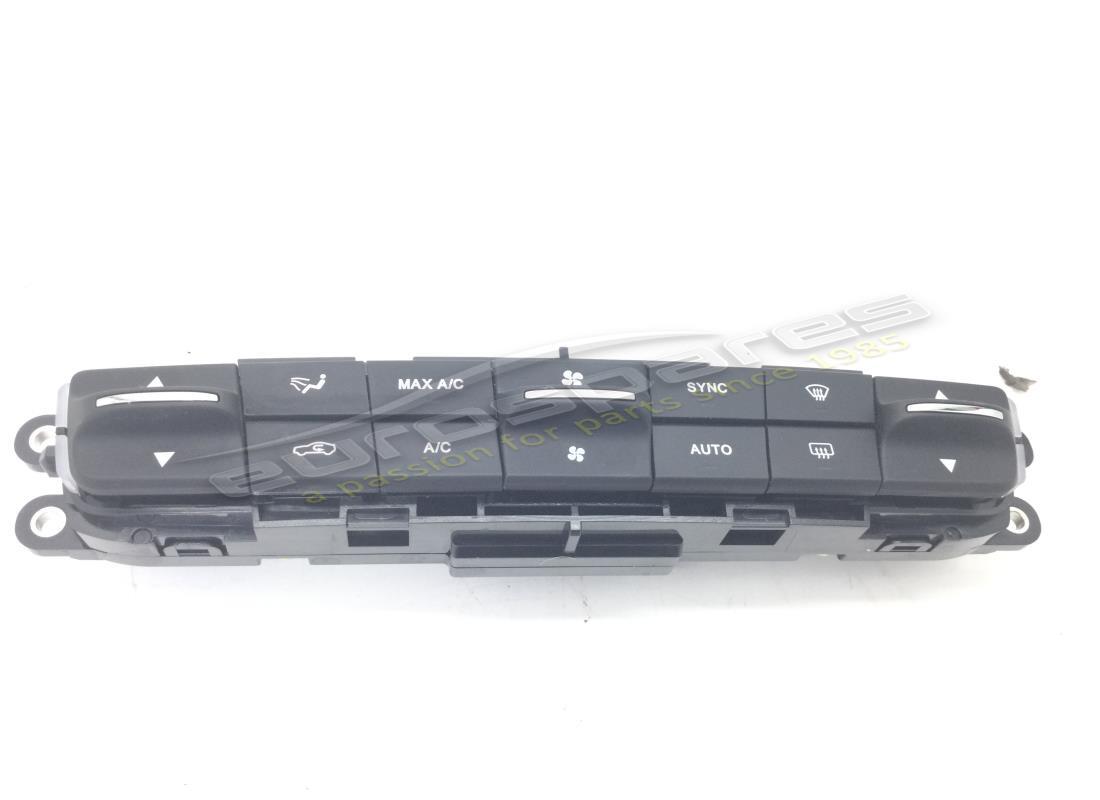 USATO Maserati COMANDO A/C ANTERIORE. NUMERO PARTE 670074920 (1)