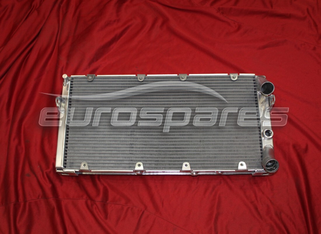 NUOVO Eurospares RADIATORE AD ACQUA . NUMERO PARTE 136398 (1)