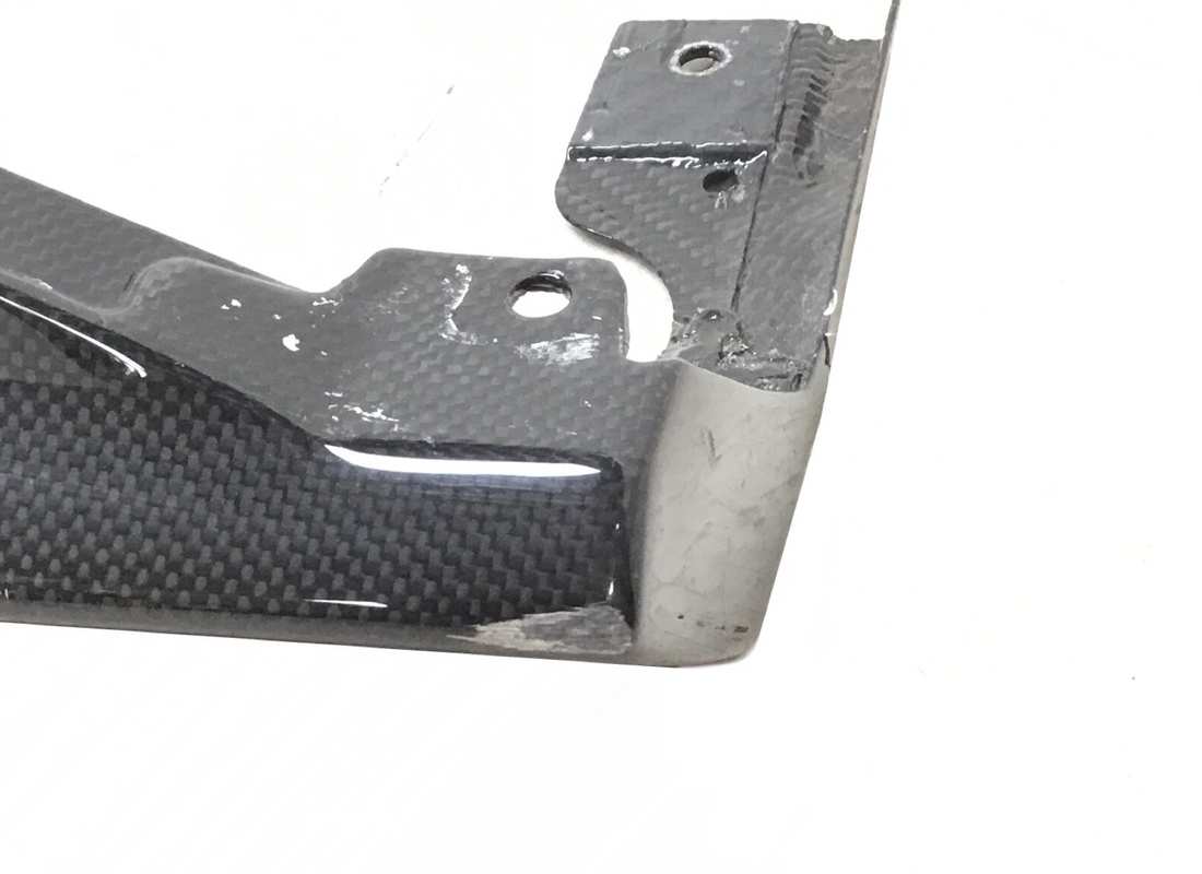 copertura soglia esterna sinistra ferrari usata. numero parte 84654500 (2)