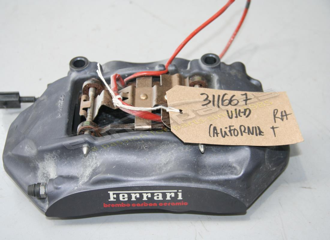 pinza posteriore destra ferrari usata con pastiglie. numero parte 311667 (1)