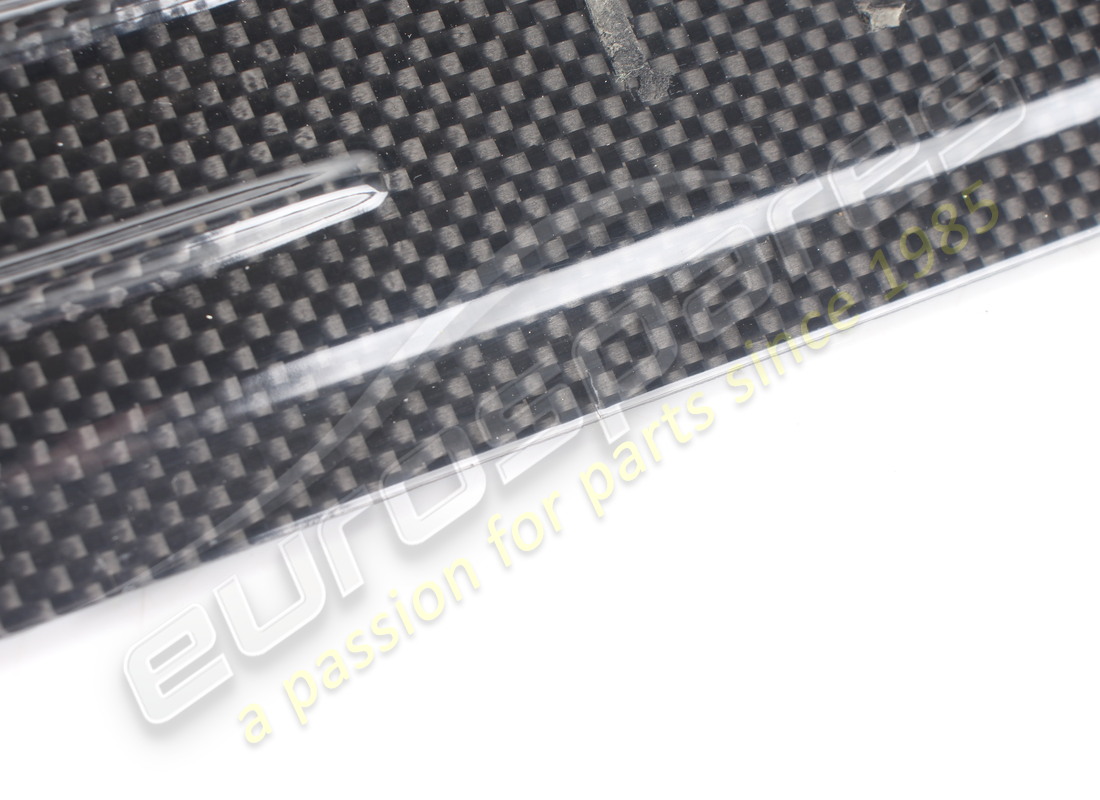 FERRARI RIVESTIMENTO SOGLIA SX USATO -CARBONIO-. NUMERO PARTE 83888700 (9) ferrari rivestimento soglia sx usato -carbonio-. numero parte 83888700 (9)