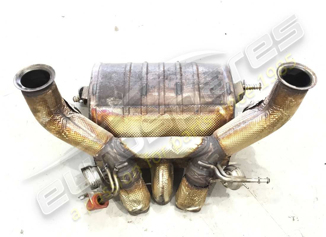 marmitta lamborghini danneggiata senza cat. numero parte 470251051l (4)