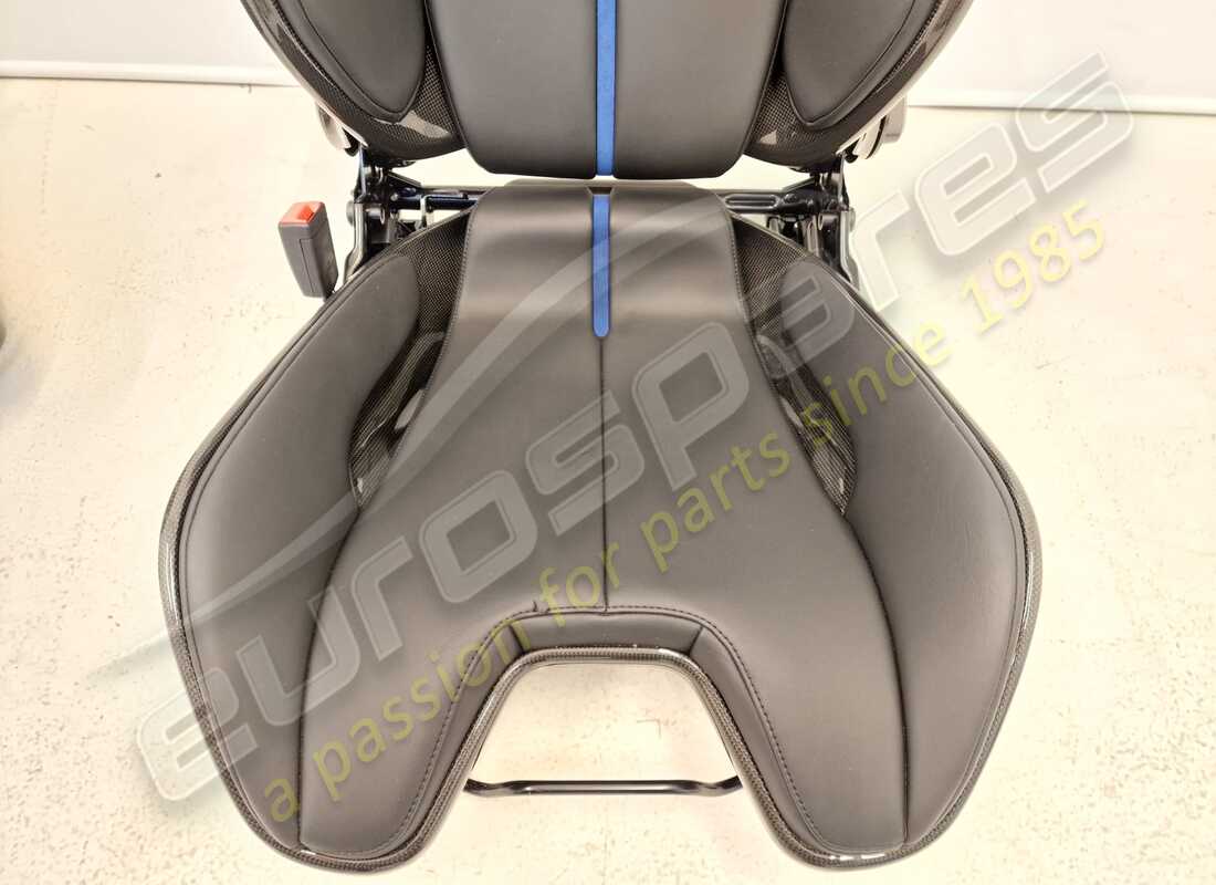 nuovo ferrari sf90 guida a guida in carbonio posti a sedere taglia xl. numero parte eap1373891 (4)
