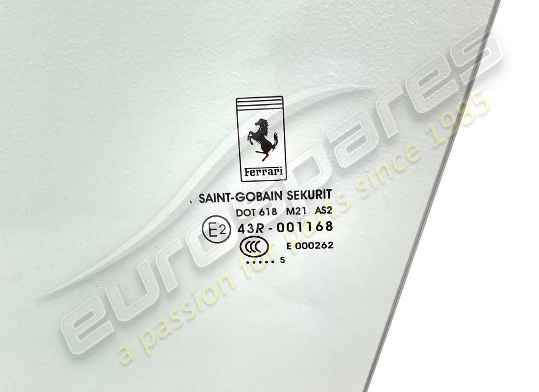 finestra porta sx usata ferrari. numero parte 86774200 (3)
