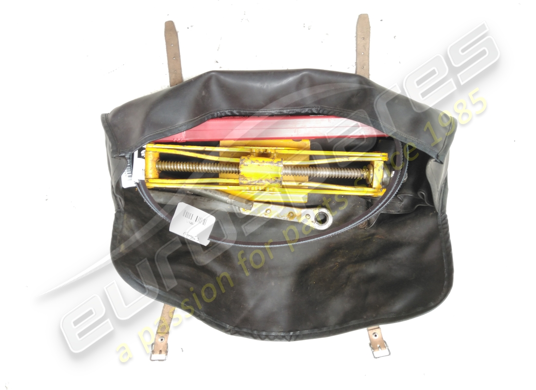 kit jack ferrari usato. numero parte 130423 (3)