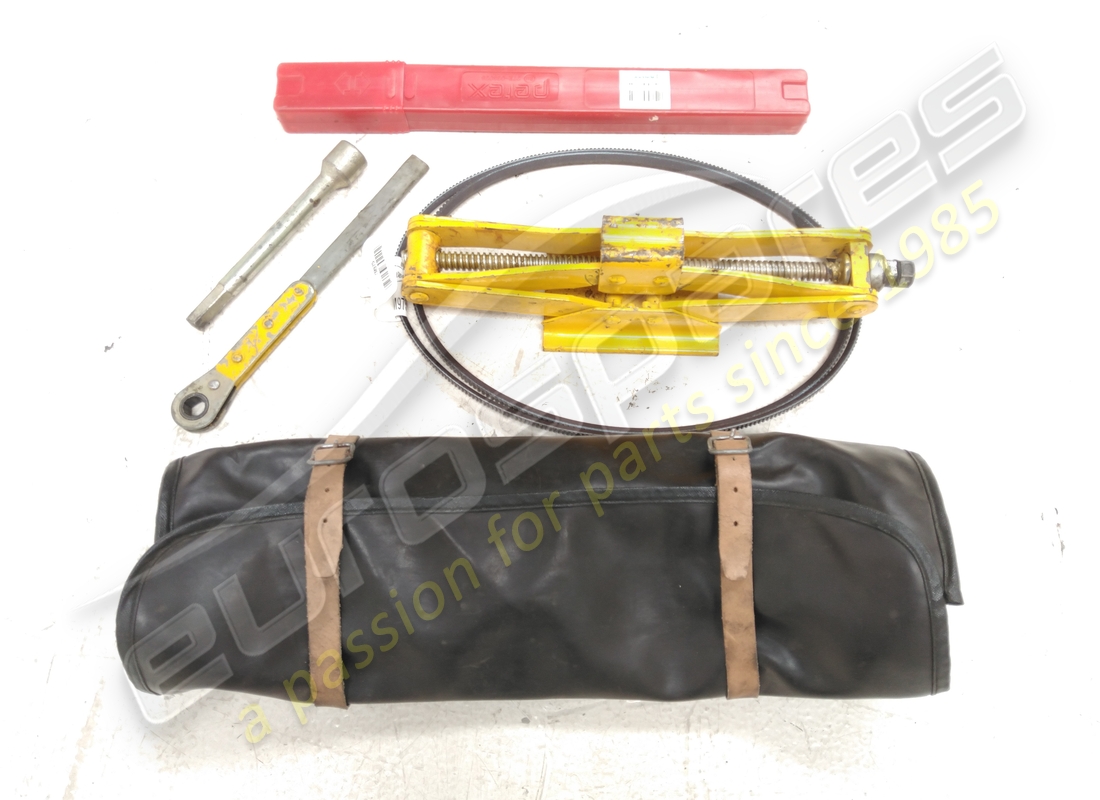kit jack ferrari usato. numero parte 130423 (5)