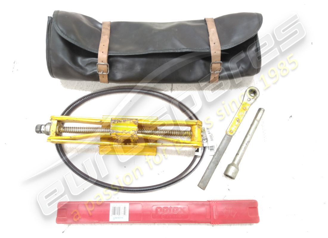 kit jack ferrari usato. numero parte 130423 (4)
