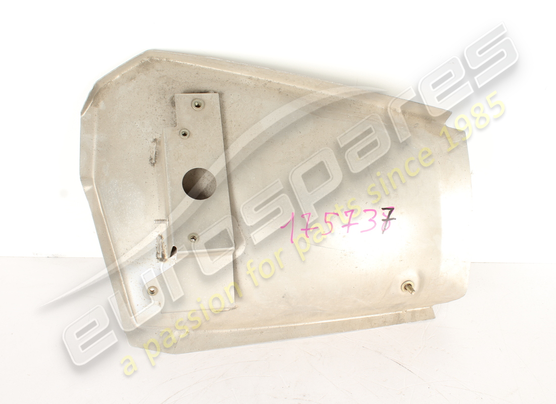 nuova ferrari piastra sx. numero parte 175737 (2)