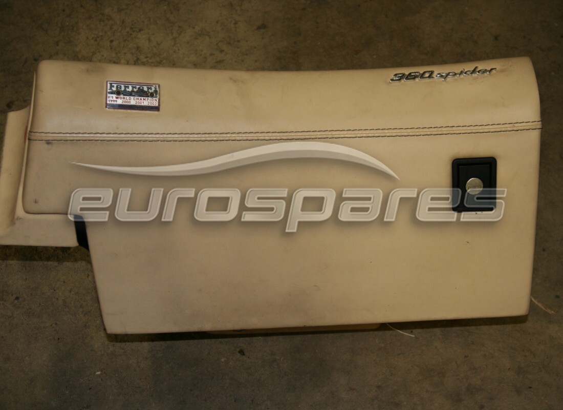 TELAIO PORTAOGGETTI COMPLETO Ferrari USATO. NUMERO PARTE 65534200 (1)