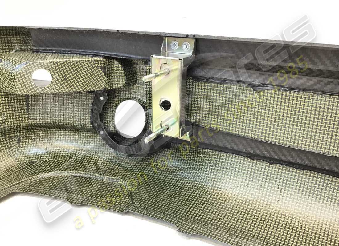 nuovo eurospares paraurti anteriore in kevlar. numero parte 62977300 (7)
