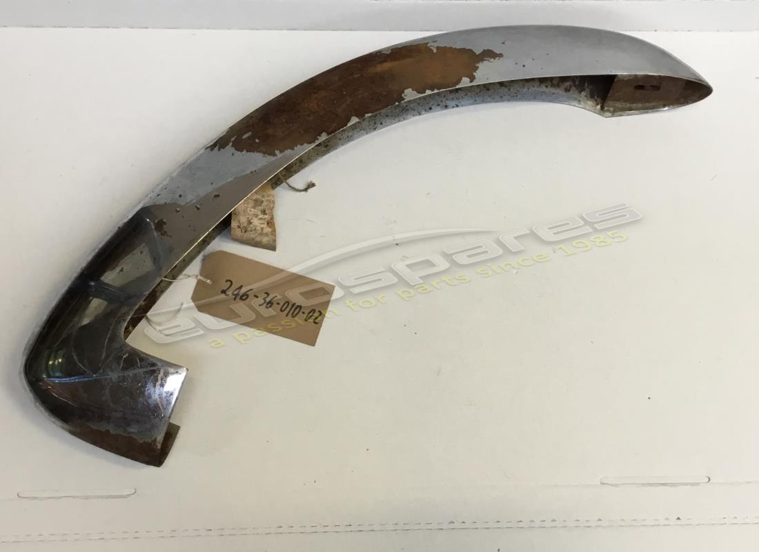 PARAURTI POSTERIORE DESTRO USATO Ferrari OE 275 . NUMERO PARTE 2463601002 (1)