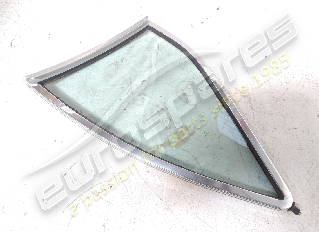 nuovo ferrari vetro luce quarto posteriore dx / telaio tinto. numero parte 40243404 (2)