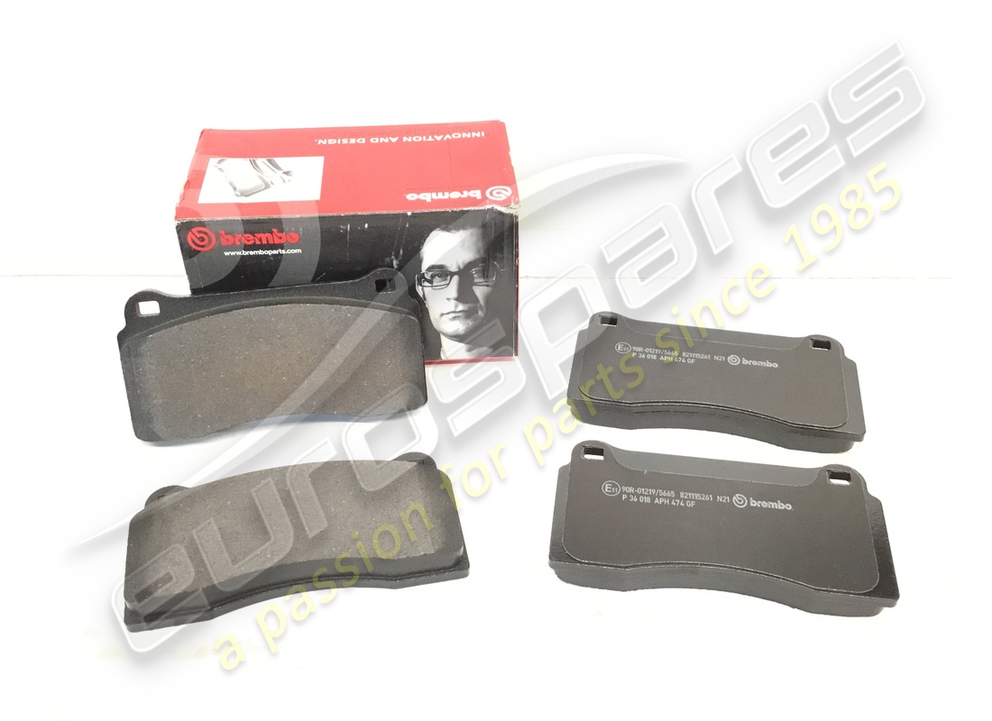 nuovo eurospares set pastiglie anteriori (brembo). numero parte 148983a (1)