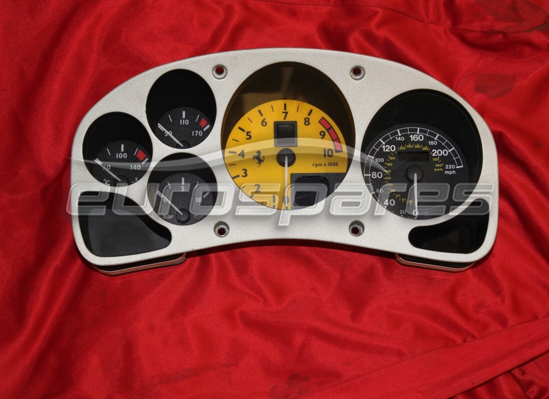 USATO Ferrari CRUSCOTTO COMPLETO. NUMERO PARTE 186383 (1)