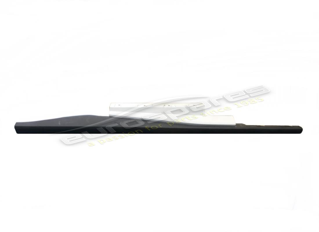 NUOVO (ALTRO) Ferrari PANNELLO DI RIVESTIMENTO SOGLIA DX COMPLETO. NUMERO PARTE 985765476 (1)