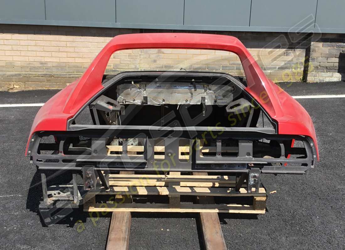 ferrari ferrari 348 gruppo estremità posteriore ts usato. numero parte 62077900 (2)