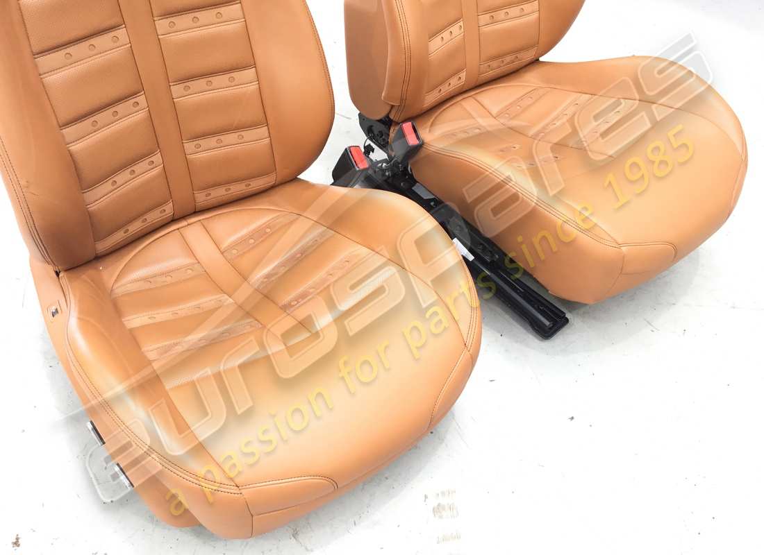 usato eurospares california t - paio di comfort posti a sedere - pelle cuoio con cuciture nere - completamente elettrico - design stile daytona - applicabile per gd. numero parte eap1329829 (3)